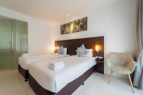 Rodina Beach Hotel