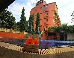 Takiab Beach Resort