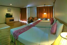 Takiab Beach Resort