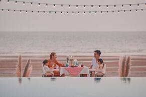 Twin Bay Resort