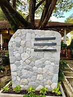 Twin Bay Resort
