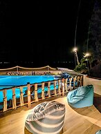 Twin Bay Resort