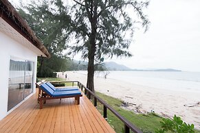 Twin Bay Resort