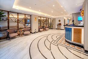 Grand Hilarium Hotel