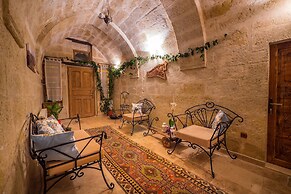 Elif Stone House