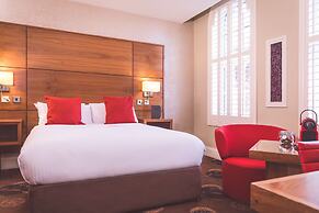Dukes at Queens Boutique Hotel