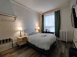Hotel Ambrose