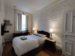 Hotel Ambrose