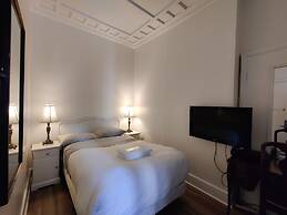 Hotel Ambrose