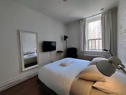 Hotel Ambrose