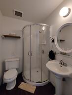 Hotel Ambrose