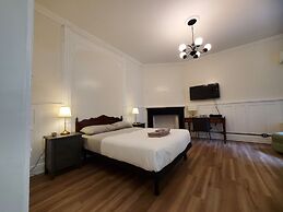 Hotel Ambrose