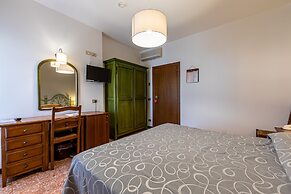 Hotel Bisesti