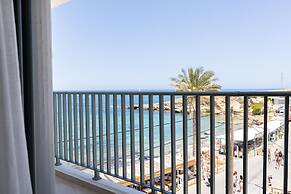 Alia Beach Hotel