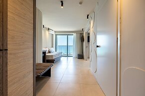 Alia Beach Hotel