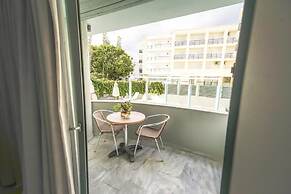 Alia Beach Hotel