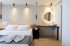 Alia Beach Hotel