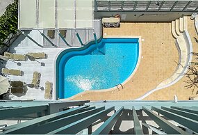 Alia Beach Hotel