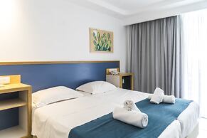 Alia Beach Hotel