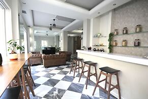 Mirabello Hotel