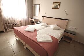 Mirabello Hotel