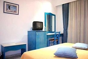 Knossos Hotel