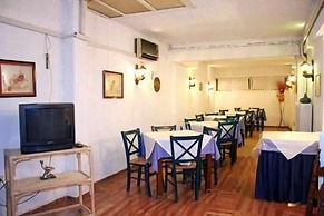 Knossos Hotel