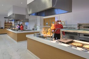 Oceanis Park Hotel