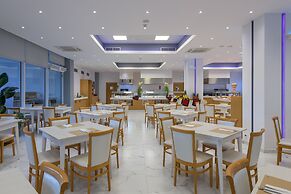 Oceanis Park Hotel