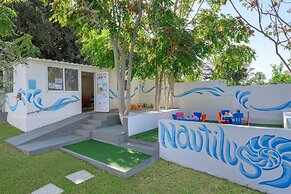 Oceanis Park Hotel