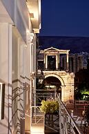 AVA Hotel & Suites