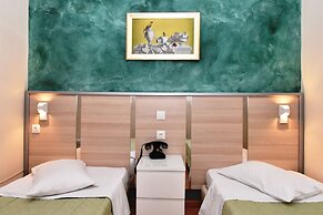 Hotel Socrates
