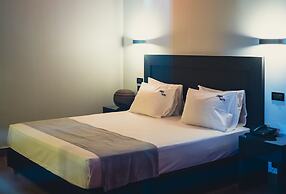 Pines Hotel