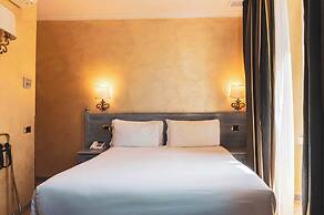 Hotel Fellini