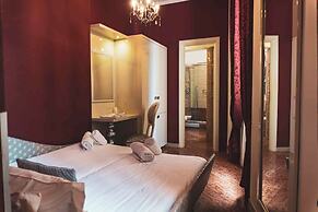 Hotel Fellini