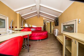 Hotel Fellini