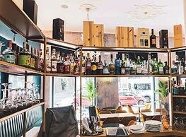 Hotel Fellini