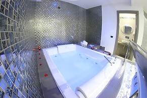 Hotel Luxor