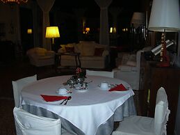 At Home A Palazzo