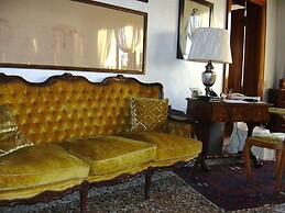 At Home A Palazzo