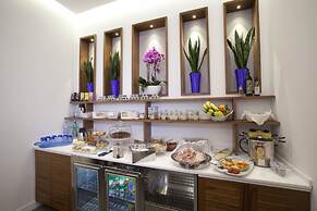 Tasso Suites & Spa