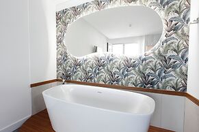 Tasso Suites & Spa