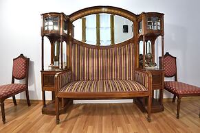 Hostal Girona
