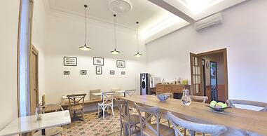 Hostal Girona