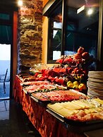 In Riva al Lago