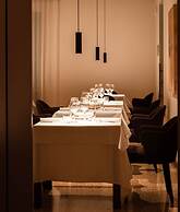 Sweet Hotel