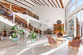 Best Western Domaine de Roquerousse