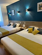 Empire Hotel