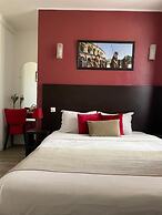 Empire Hotel