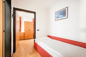 Hotel Alpina